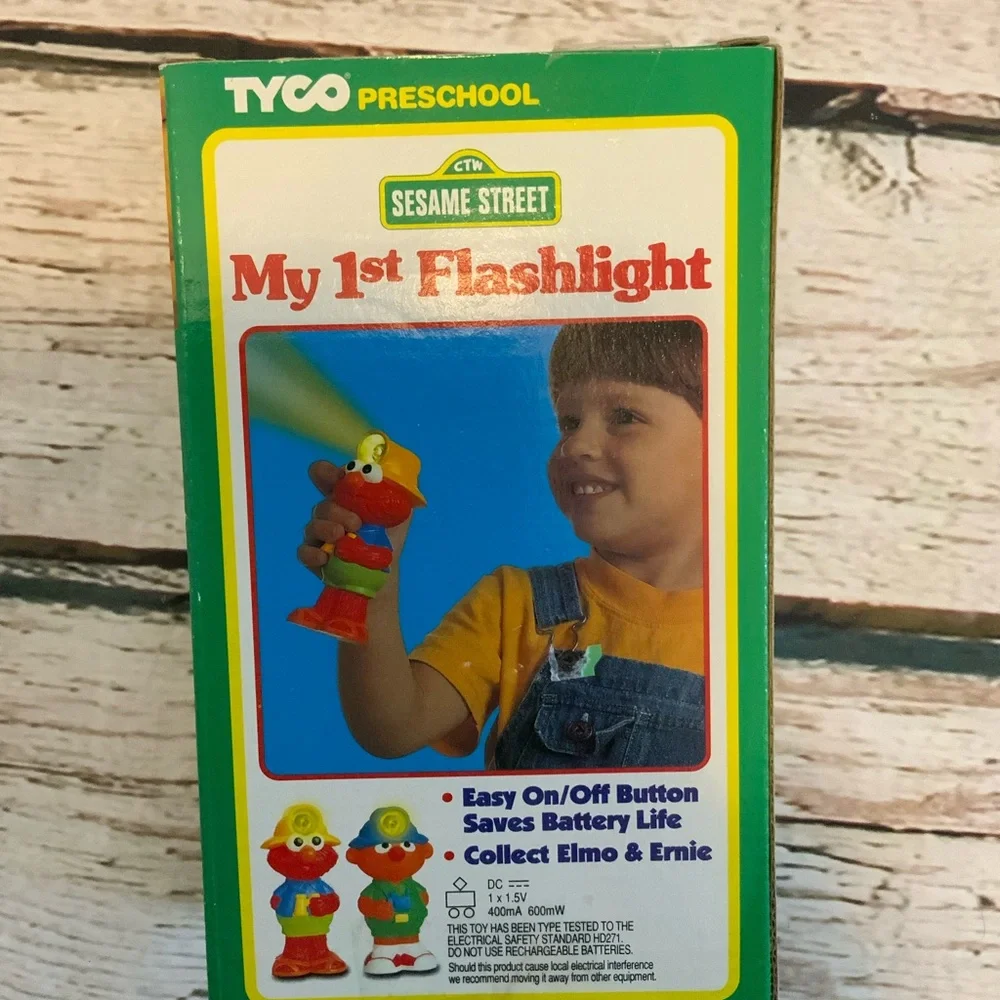 NEW Vintage‎ Tyco Elmo My First Flashlight Hard To Find